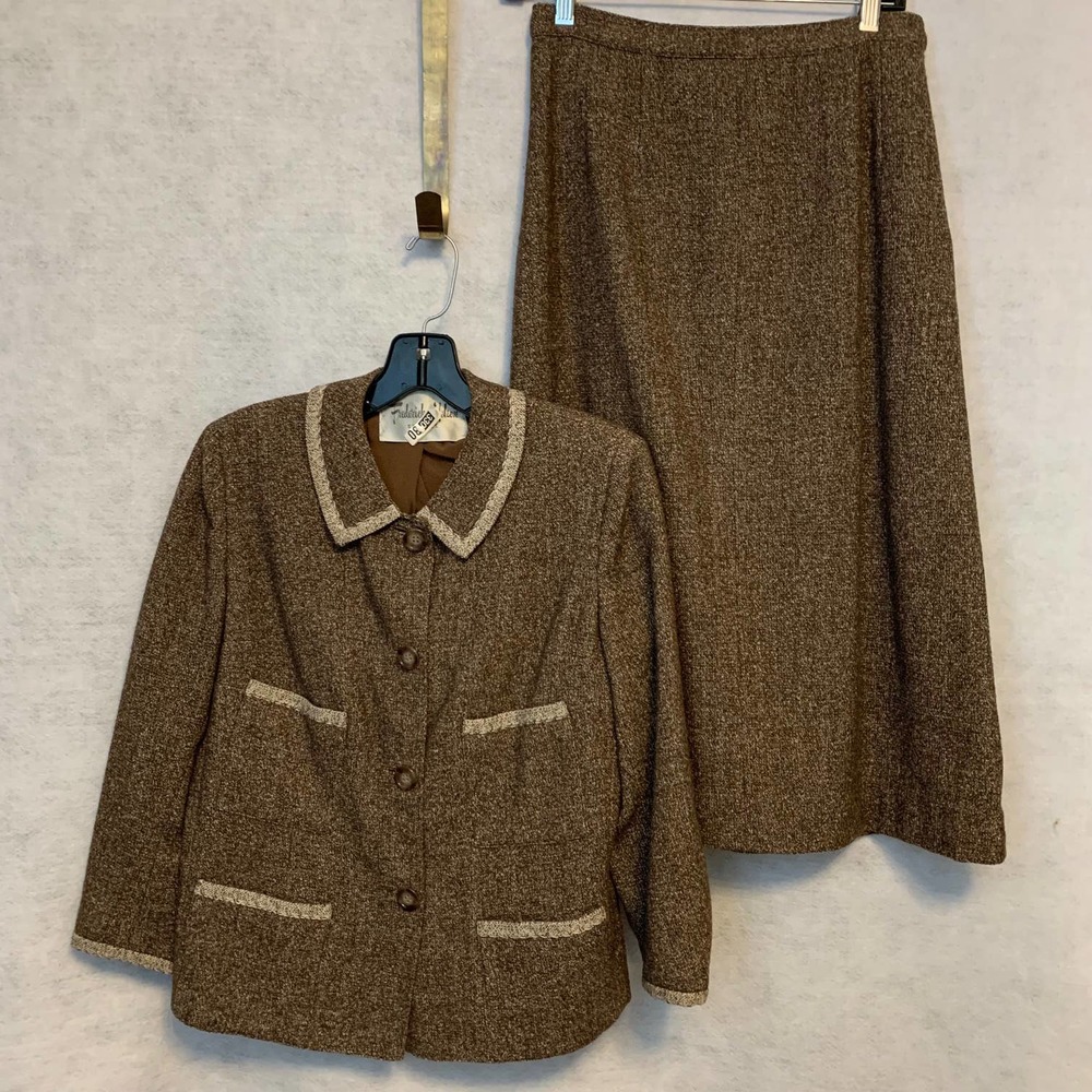 Davidow New York Paris Vintage Brown Skirt/Blazer‎ Suit